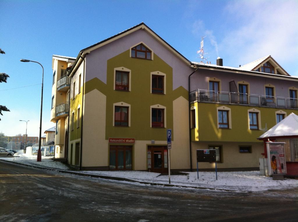 Apartman Sportovni Lejlighed Třeboň Eksteriør billede